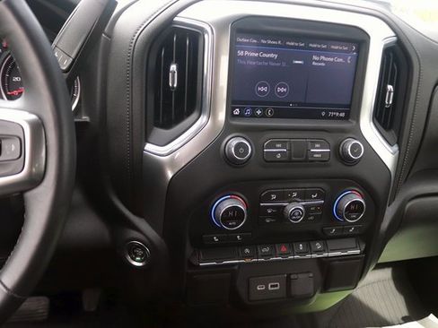 Used 2022 Chevrolet Silverado 1500 RST image 20