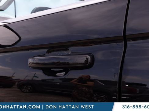 Used 2025 Ford Expedition Max Active AWD/4WD image 32