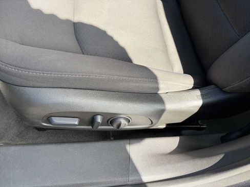 Used 2023 Chevrolet Malibu LT FWD image 14