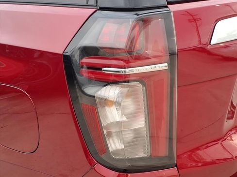 Used 2023 Chevrolet Tahoe High Country RWD image 12