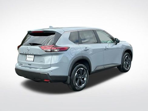 Used 2026 Nissan Rogue SV AWD/4WD image 6