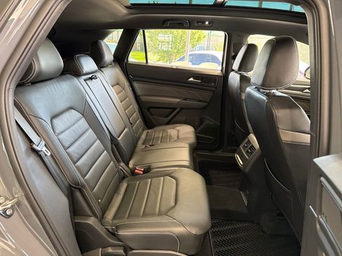 Used 2023 Volkswagen Atlas Cross Sport SEL Premium R-Line AWD/4WD image 43