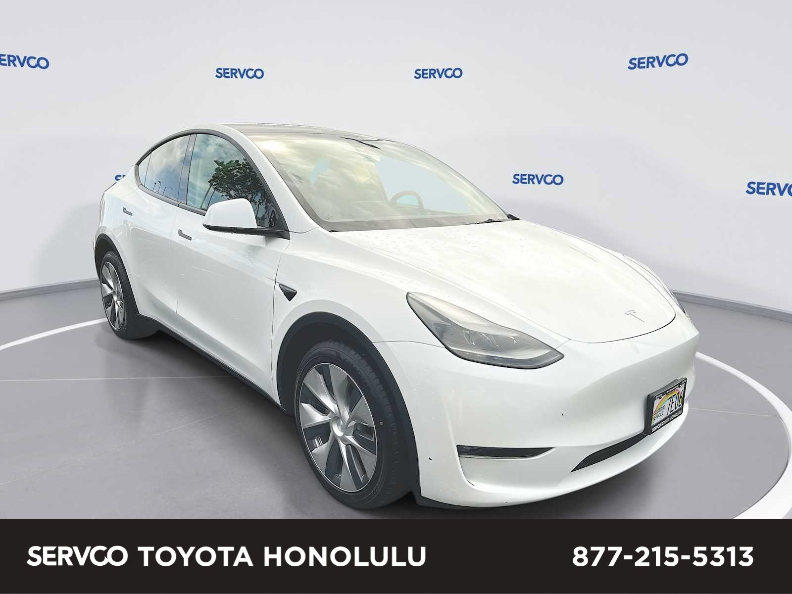 Used 2023 Tesla Model Y Long Range AWD/4WD image 1