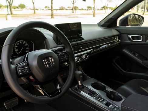 Used 2026 Honda Civic Sport image 16