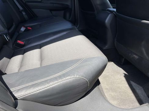 Used 2017 Honda Accord Sport image 25