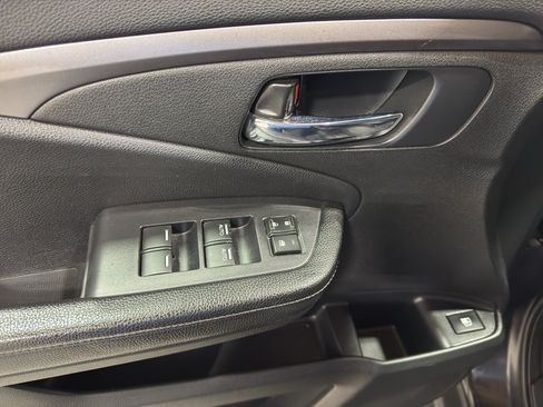Used 2017 Honda Ridgeline Sport image 10