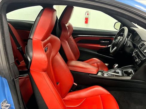 Used 2018 BMW M4 Coupe w/ Competition Package RWD image 5