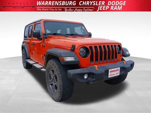 Used 2018 Jeep Wrangler Unlimited Sport S AWD/4WD image 1