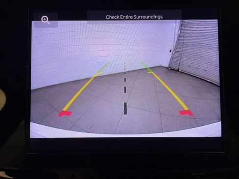 New 2025 Jeep Grand Cherokee Laredo image 12