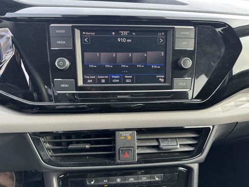 Used 2024 Volkswagen Taos S image 31