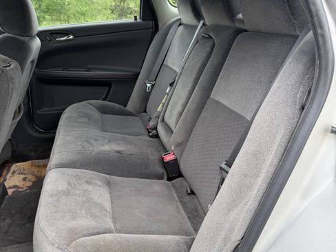 Used 2008 Chevrolet Impala LT FWD image 15