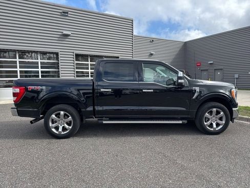 Used 2022 Ford F150 Lariat image 2