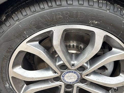 Used 2017 Mercedes-Benz C 300 4MATIC Sedan image 24