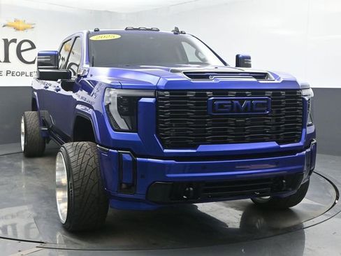 Used 2025 GMC Sierra 2500 Denali w/ Denali Reserve Package AWD/4WD image 65