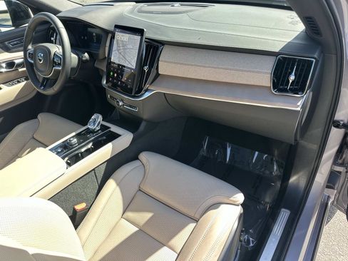 Certified 2026 Volvo XC90 B6 Ultra image 27