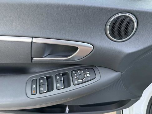 Used 2021 Hyundai Sonata SE image 11