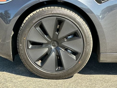 Used 2024 Tesla Model 3 Standard Range RWD image 23