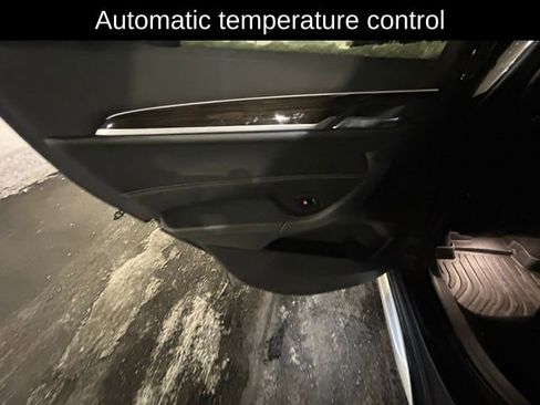 Used 2018 BMW X1 xDrive28i image 12