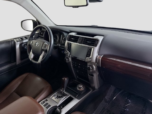 Used 2023 Toyota 4Runner Limited AWD/4WD image 32