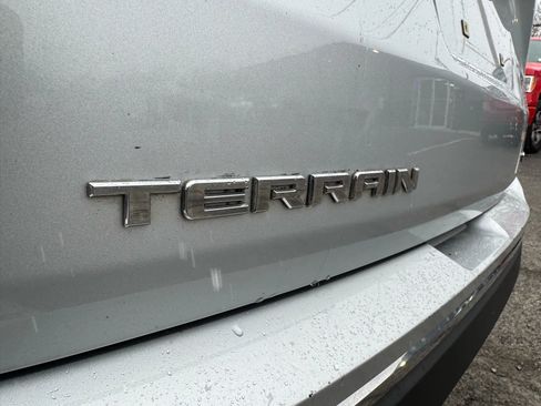 Used 2018 GMC Terrain SLT w/ Preferred Package AWD/4WD image 33
