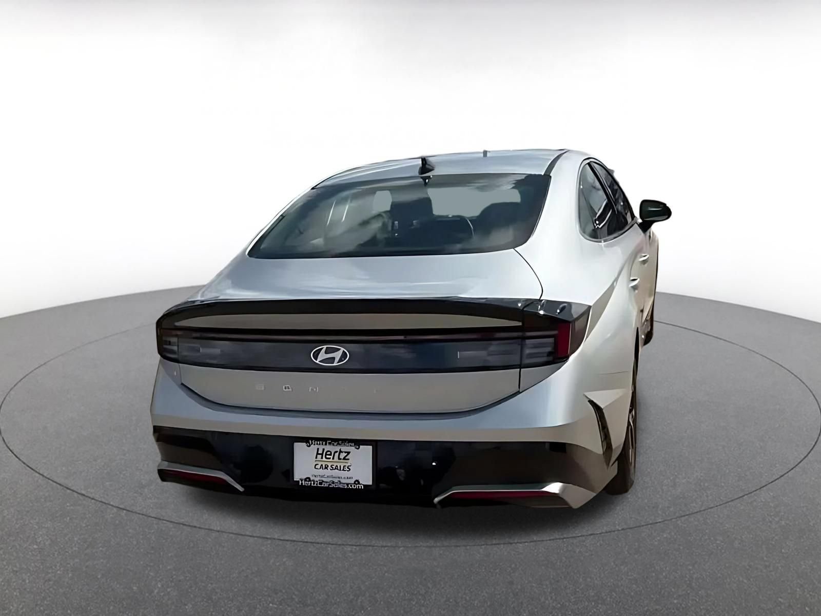 Used 2025 Hyundai Sonata SEL FWD image 9