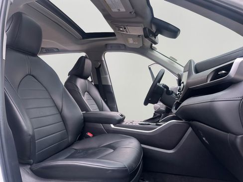 Used 2023 Toyota Corolla XSE image 25