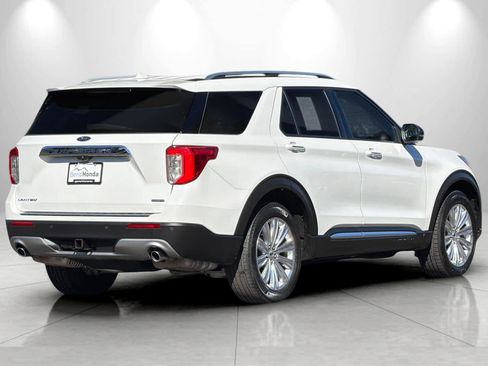 Used 2021 Ford Explorer Limited w/ Hybrid Equipment Group 310A AWD/4WD image 2