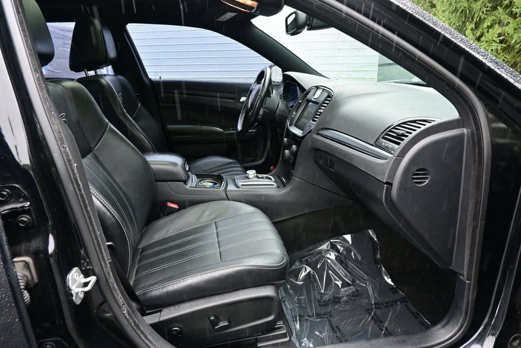Used 2015 Chrysler 300 S w/ 300S Premium Group AWD/4WD image 21