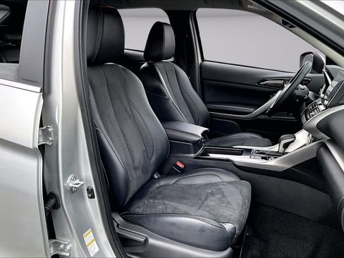 Used 2024 Mitsubishi Eclipse Cross SE image 27