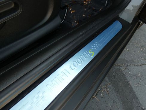 Used 2022 MINI Cooper SE image 35