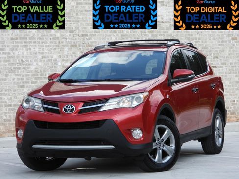 Used 2015 Toyota RAV4 XLE FWD image 2