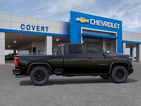New 2026 Chevrolet Silverado 2500 ZR2 AWD/4WD image 5