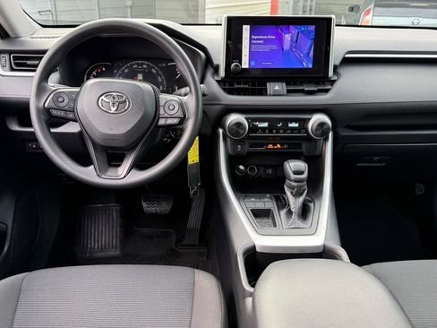 Certified 2023 Toyota RAV4 LE image 28