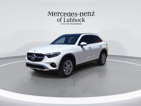 New 2025 Mercedes-Benz GLC 300 4MATIC image 4