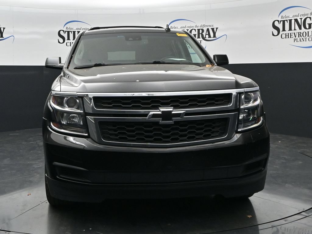 Used 2020 Chevrolet Suburban LT w/ LT Midnight Edition RWD image 2