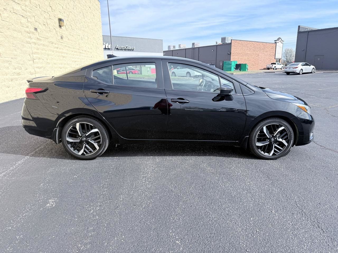 Used 2023 Nissan Versa SR w/ Trunk Package FWD image 6