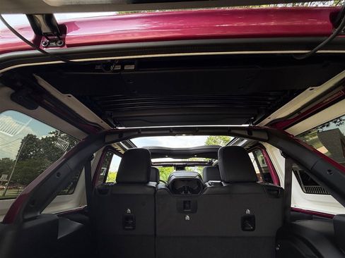 Used 2024 Jeep Wrangler Unlimited Rubicon 392 image 71