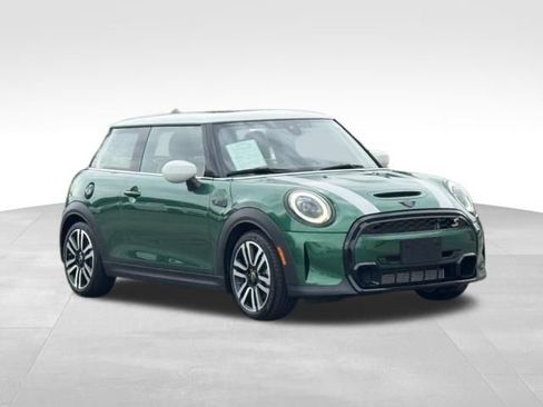 Used 2024 MINI Cooper S FWD image 1