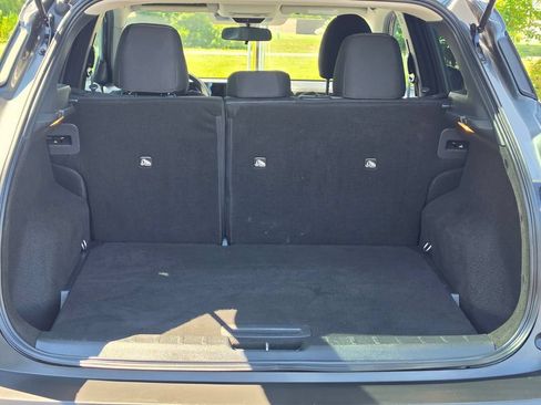 Used 2025 Nissan Kicks SV FWD image 32