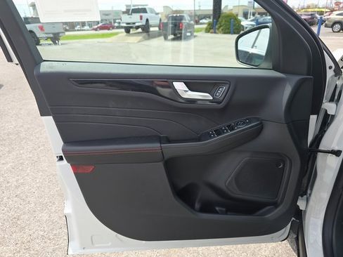New 2025 Ford Escape ST-Line Select w/ Tech Pack #1 AWD/4WD image 16