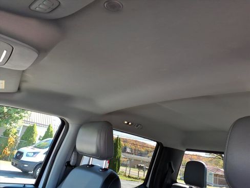 Used 2022 Ford F150 Lariat w/ Equipment Group 501A Mid image 10