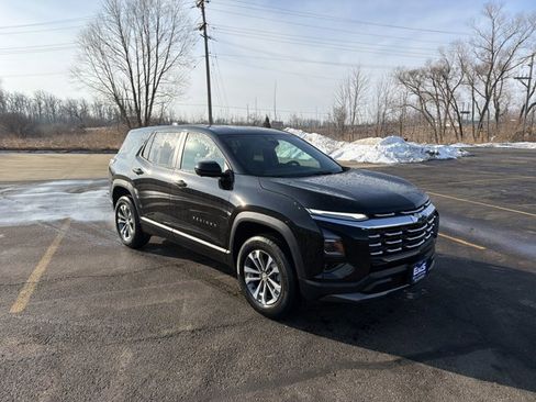 New 2026 Chevrolet Equinox LT image 3