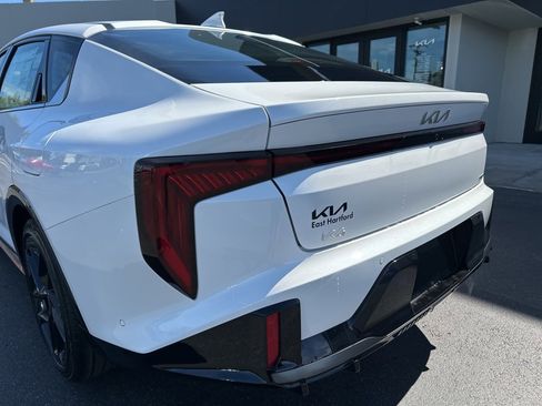 New 2025 Kia K4 GT-Line Turbo image 9