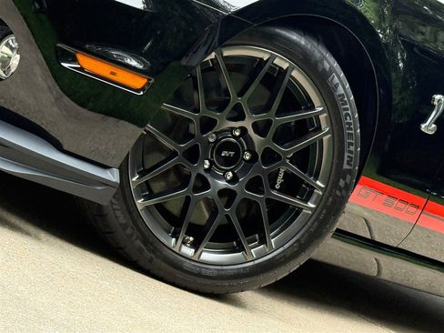 Used 2013 Ford Mustang Shelby GT500 RWD image 5