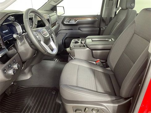Certified 2025 GMC Sierra 1500 Elevation image 2