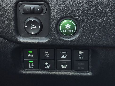 Used 2023 Honda Ridgeline Black Edition image 34