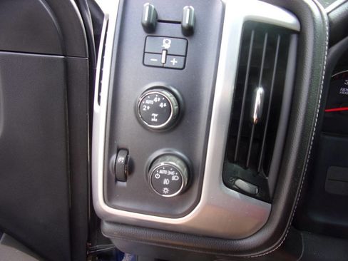 Used 2015 GMC Sierra 1500 SLT w/ SLT Crew Cab Value Package image 26