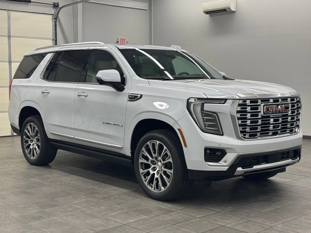 New 2026 GMC Yukon Denali w/ Denali Reserve Package AWD/4WD image 1