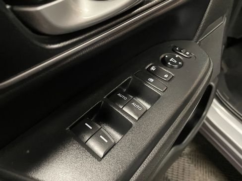 Used 2018 Honda CR-V EX-L image 27