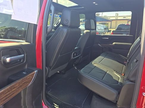 Used 2022 Chevrolet Silverado 2500 High Country w/ Z71 Off-Road Package image 15